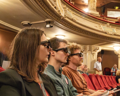 AI glasses of LiveText translates performances in 223 languages 