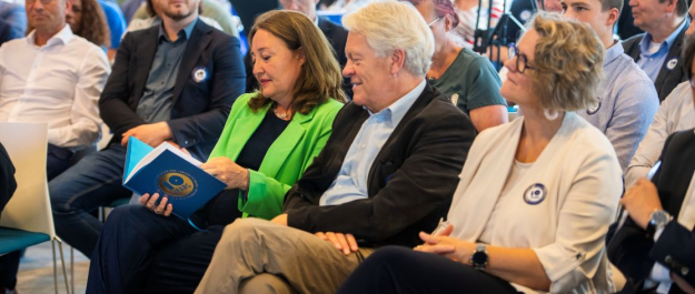 public and ms Bruines during Human Capital Agenda 10 years HSD