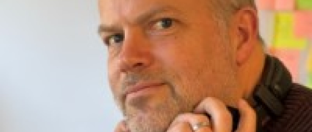 Tom Clarke Podcast host | Press release expert | Communications consultant Helping entrepreneurs, business owners, and thought leaders find their voices!