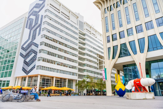 Wave turbines in front of Amare in The Hague during Ocean Energy Europe 2023 Wave turbines in front of Amare in The Hague during Ocean Energy Europe 2023