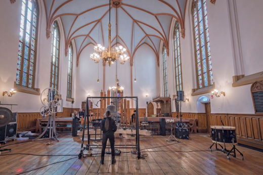 HIIIT performing a part of the long-term project Battles & Silences, an initiative by HIIIT and sound artist Hans van Koolwijk, a unique bell was created using weapon remnants from the Ukrainian front.