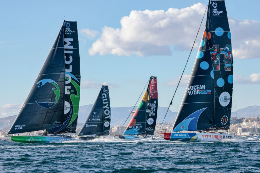 4 boats racing in the ocean race